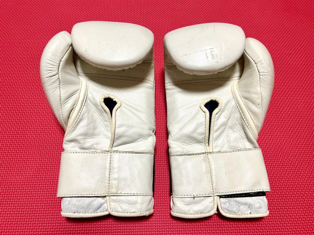 Winning ボクシンググローブ ホワイト 12oz