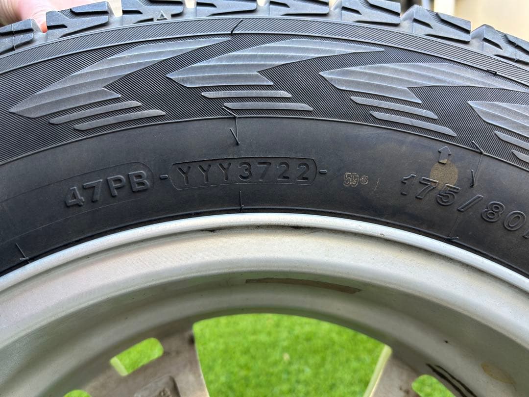 ジムニー スタッドレスタイヤホイールセット