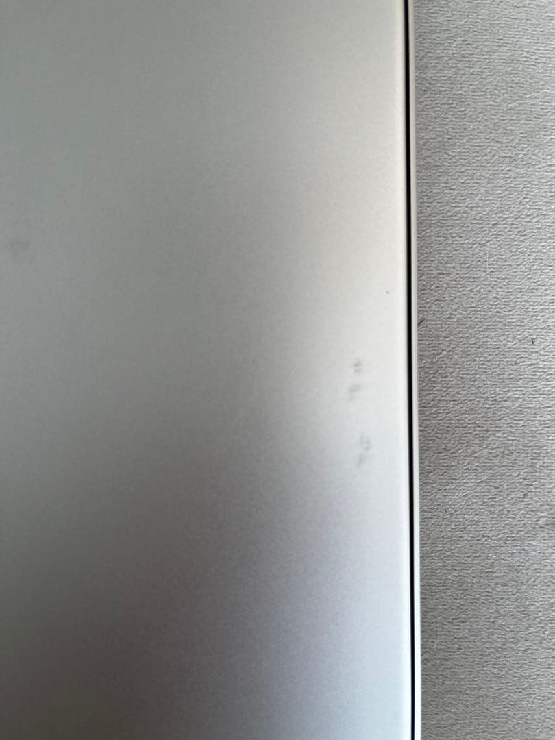 Apple MacBook Air 13.6インチ M3 8GB スターライト