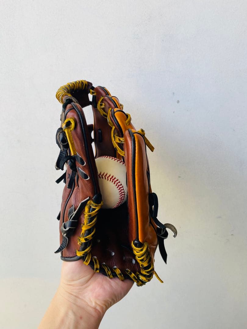 和牛JB 硬式オーダーグラブ（内野手用）