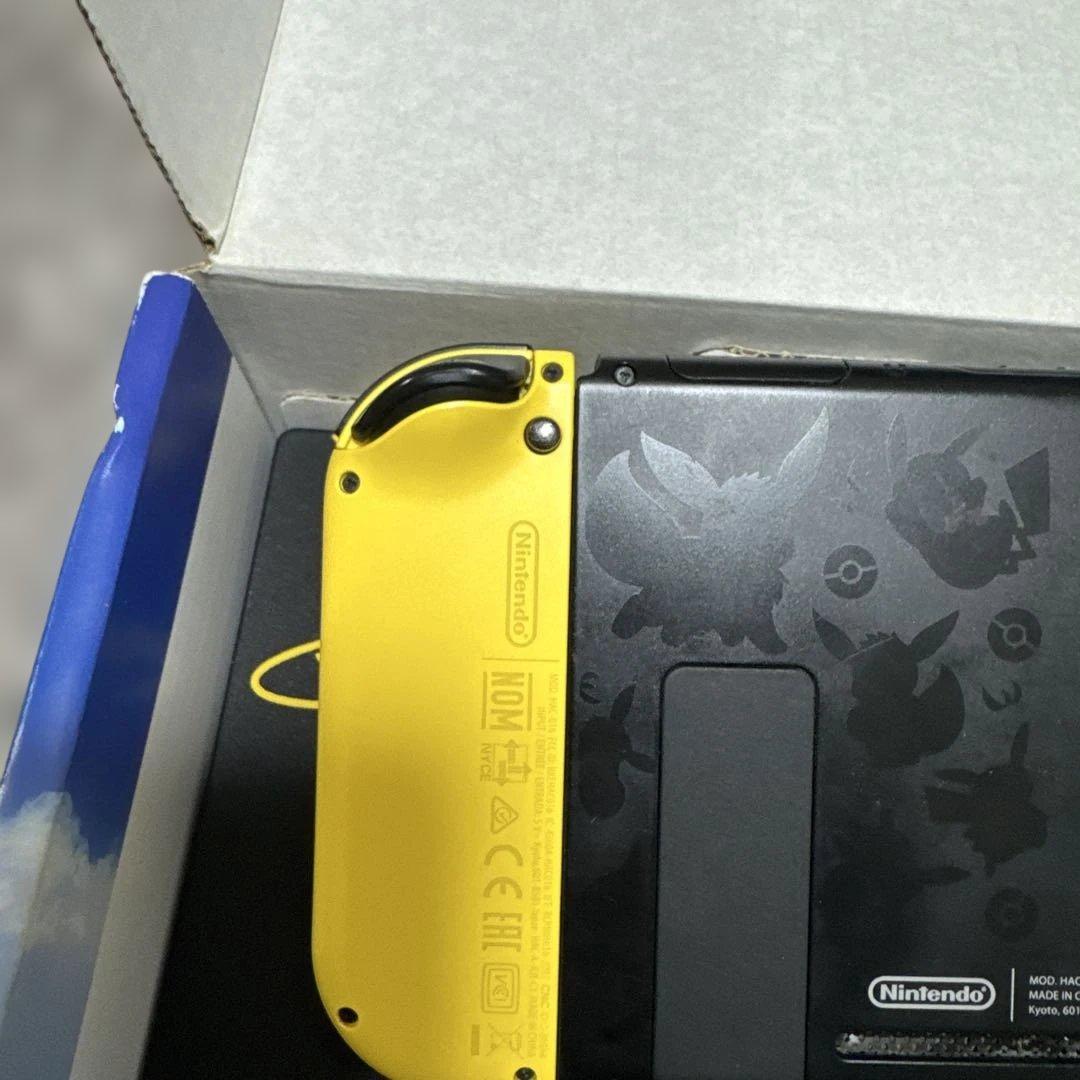 Nintendo Switch 本体 ピカチュウイーブイデザイン