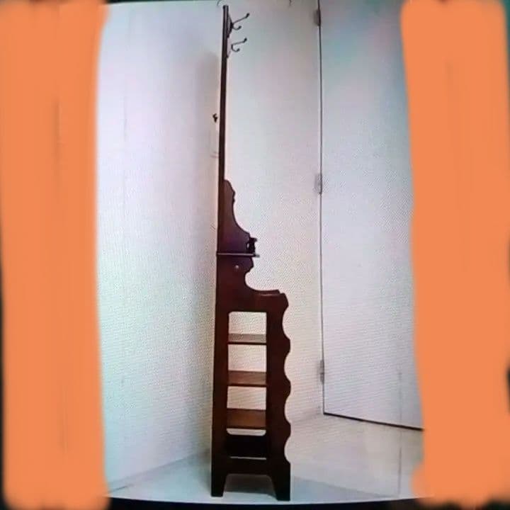 カリモク✨廃版品✨木製シェルフラック 5段✨鏡付き✨４フック付✨きれいな状態です