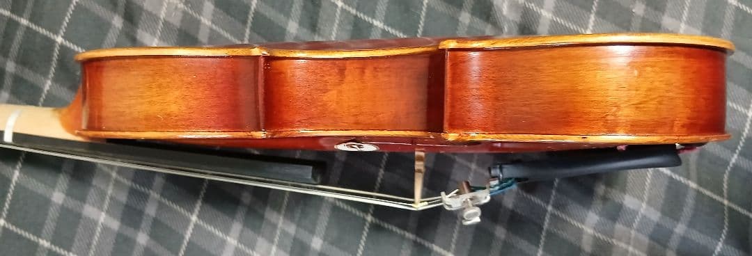 鈴木バイオリン 1/16 No200 SUZUKI　新品弓　新品弓 ケース 付き