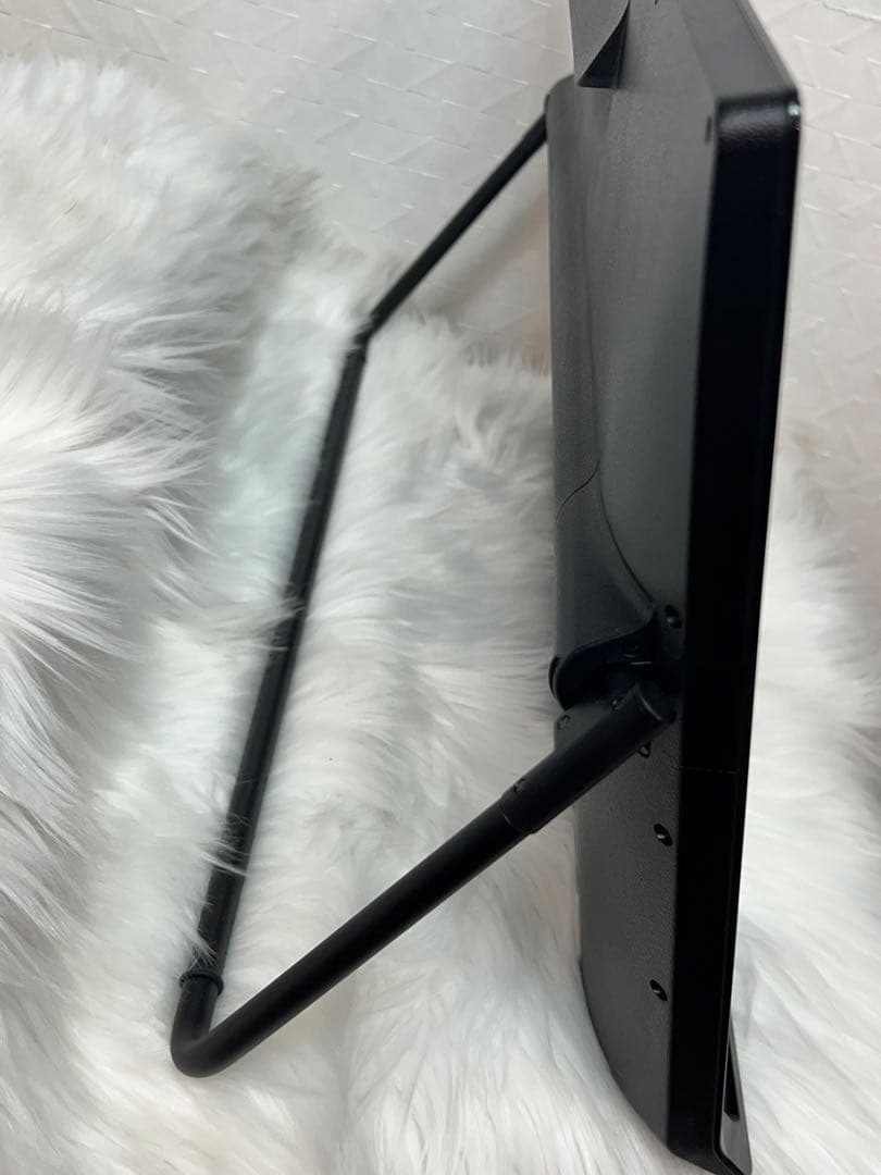 ポータブルテレビ　 UN-19FB10H