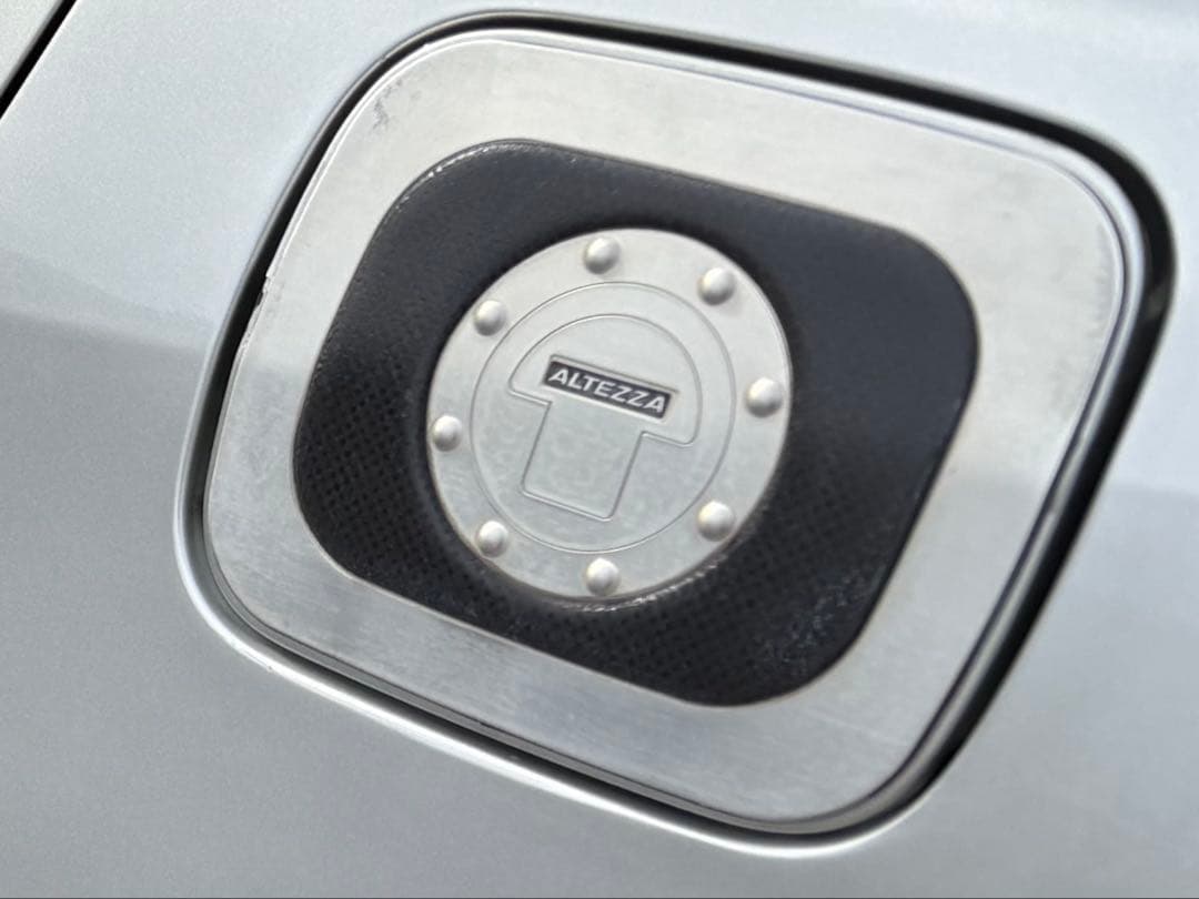 アルテッツァ　純正オプション　給油口