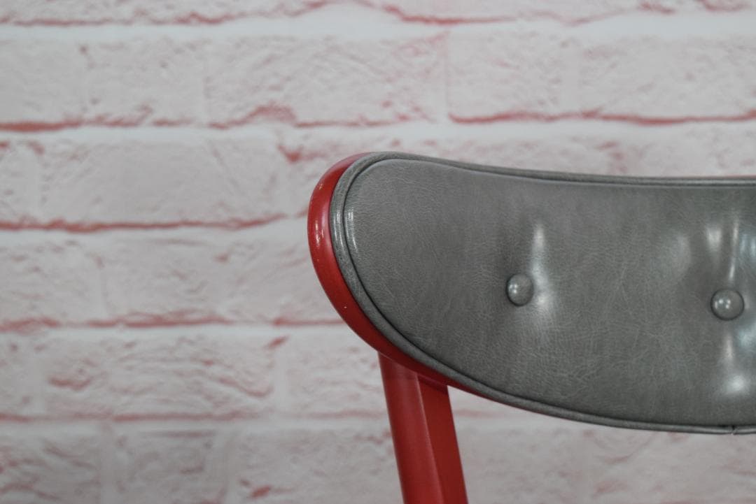 4点　TON/トン バナナチェア PVCクッション付き ダイニングチェア レッド