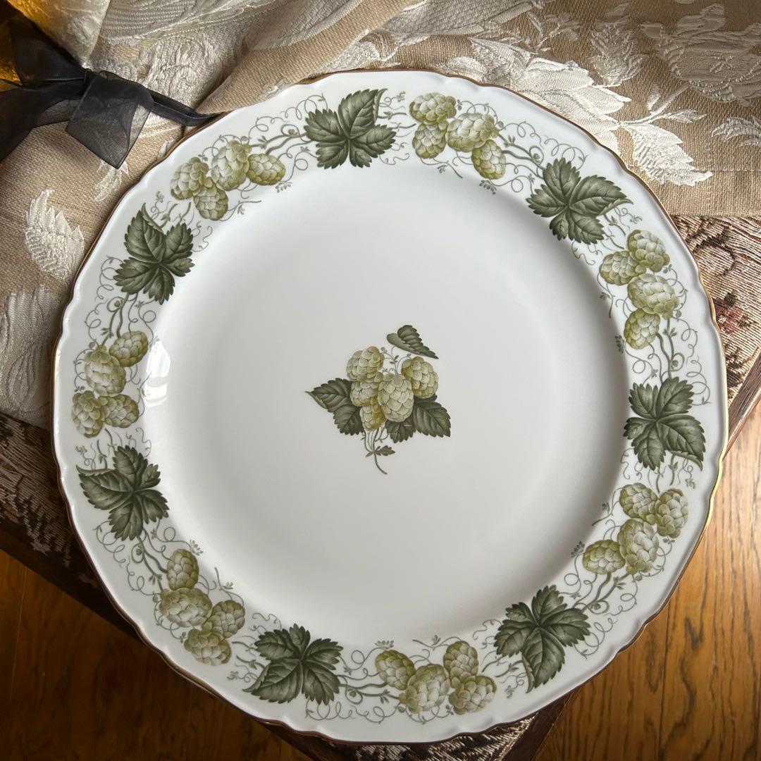 Worcester MATHON 静かな冬の風景を閉じ込めた英国の器