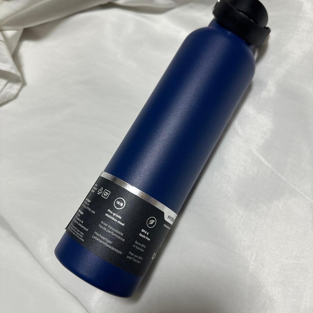 新品　廃盤　ネイビー　Hydro Flask ステンレス製水筒 24 oz