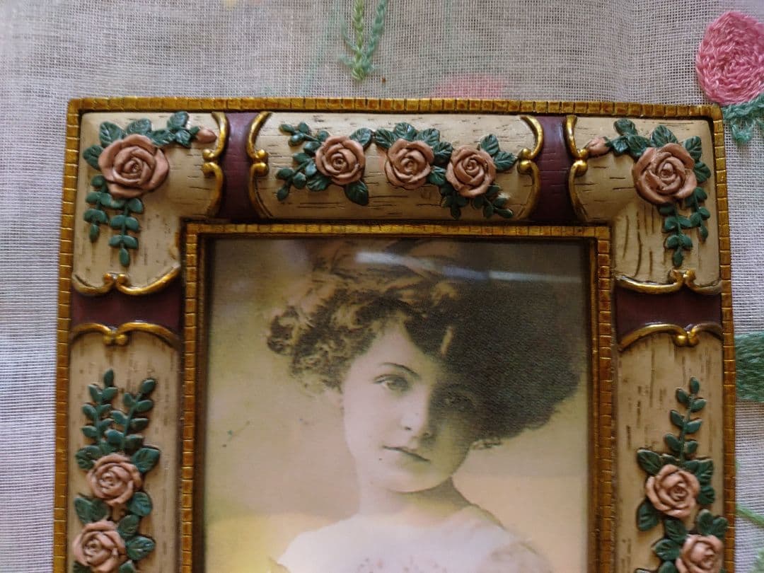 アンティーク　ローズ　フォトフレーム