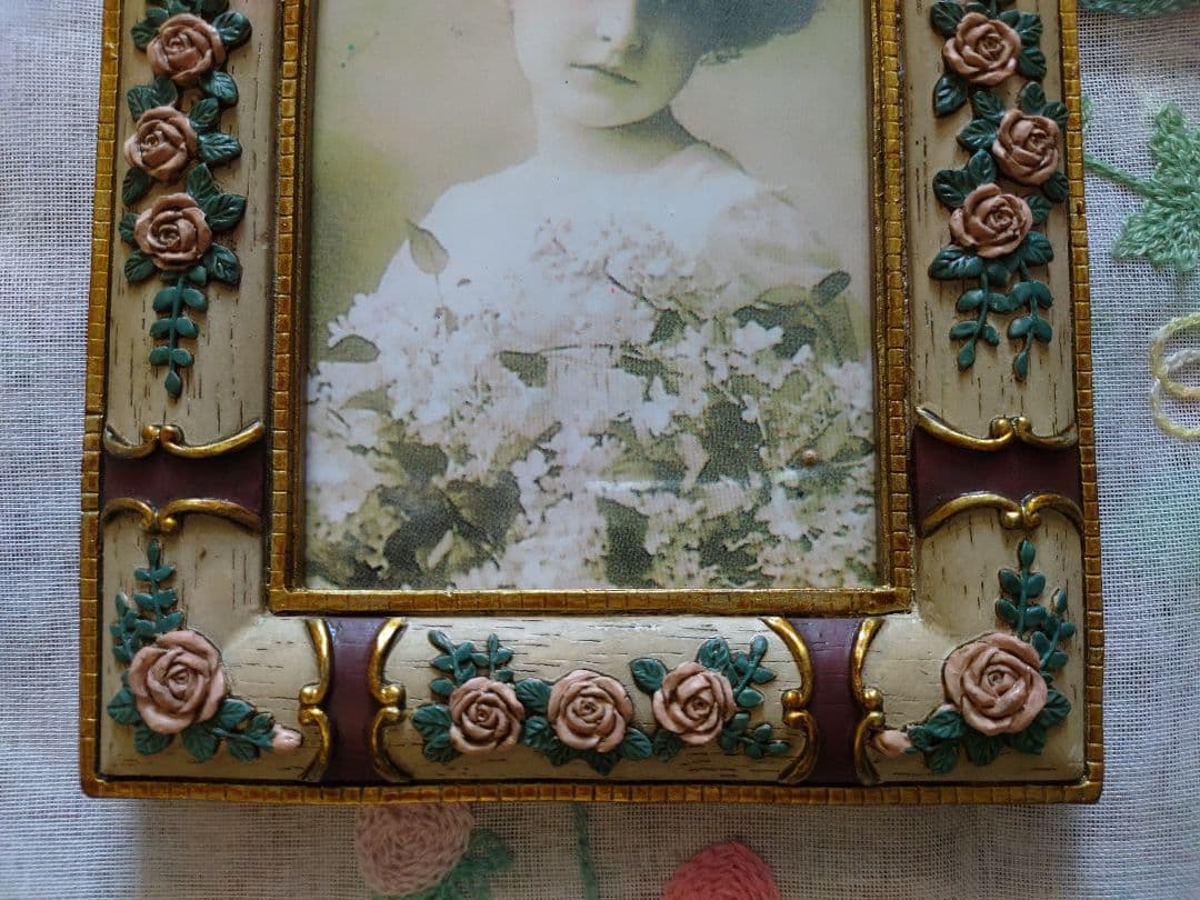 アンティーク　ローズ　フォトフレーム