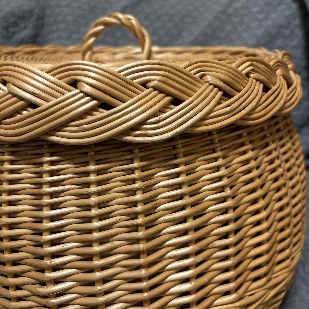 カゴアミドリ　ラトビア　ラウンドバスケット