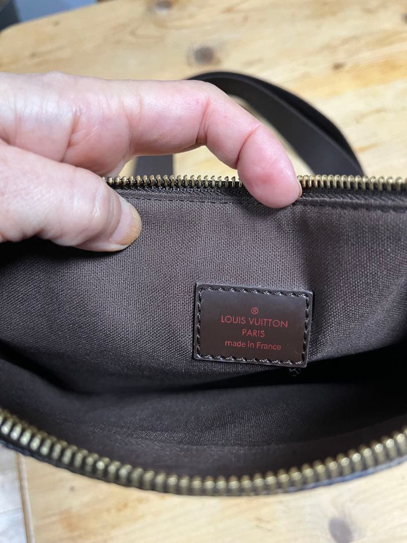 ルイ・ヴィトン斜めがけポシェットボスフォール難あり使用少ない美品ダミエ