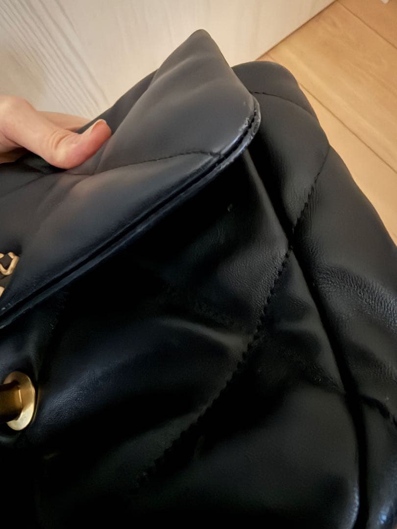 CHANEL19 ショルダーバッグ