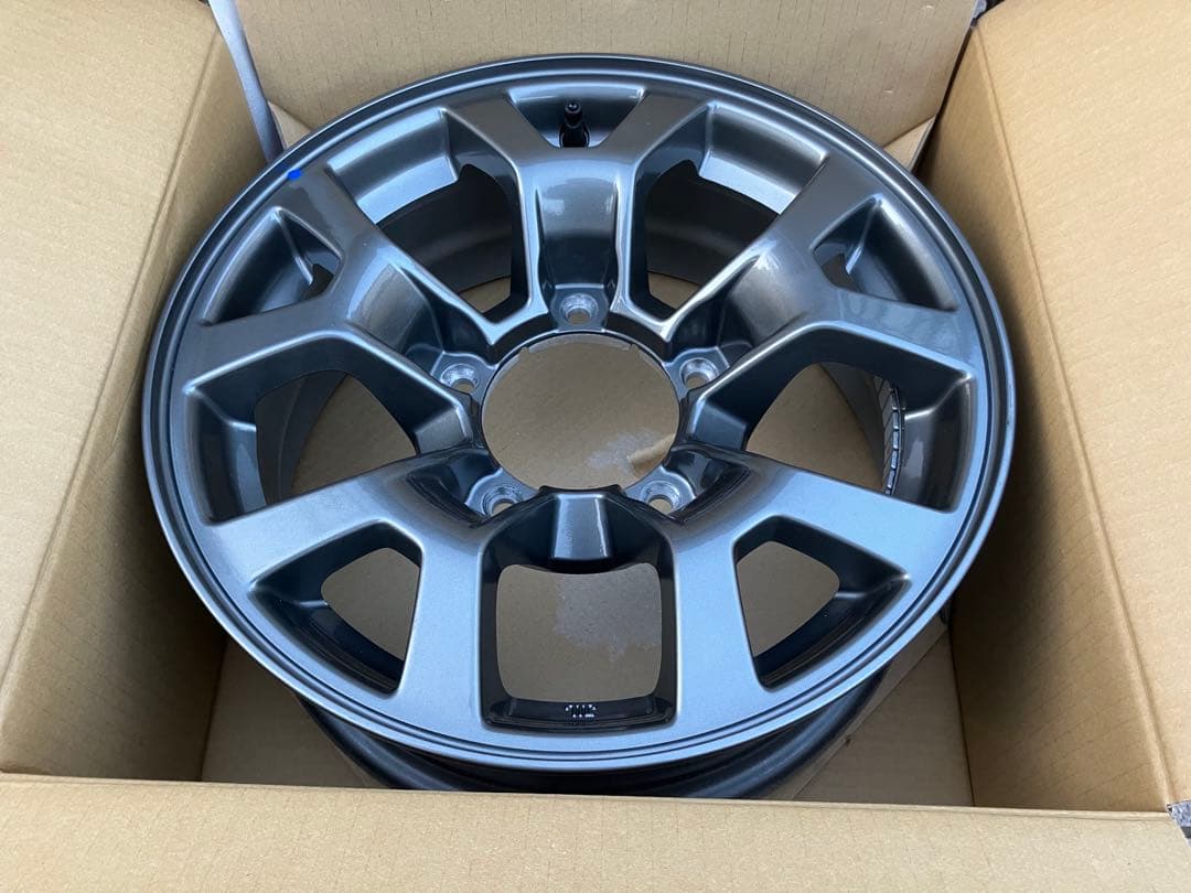 ジムニーノマド 純正ホイール 新車外し 1本のみ その2【送料込み】