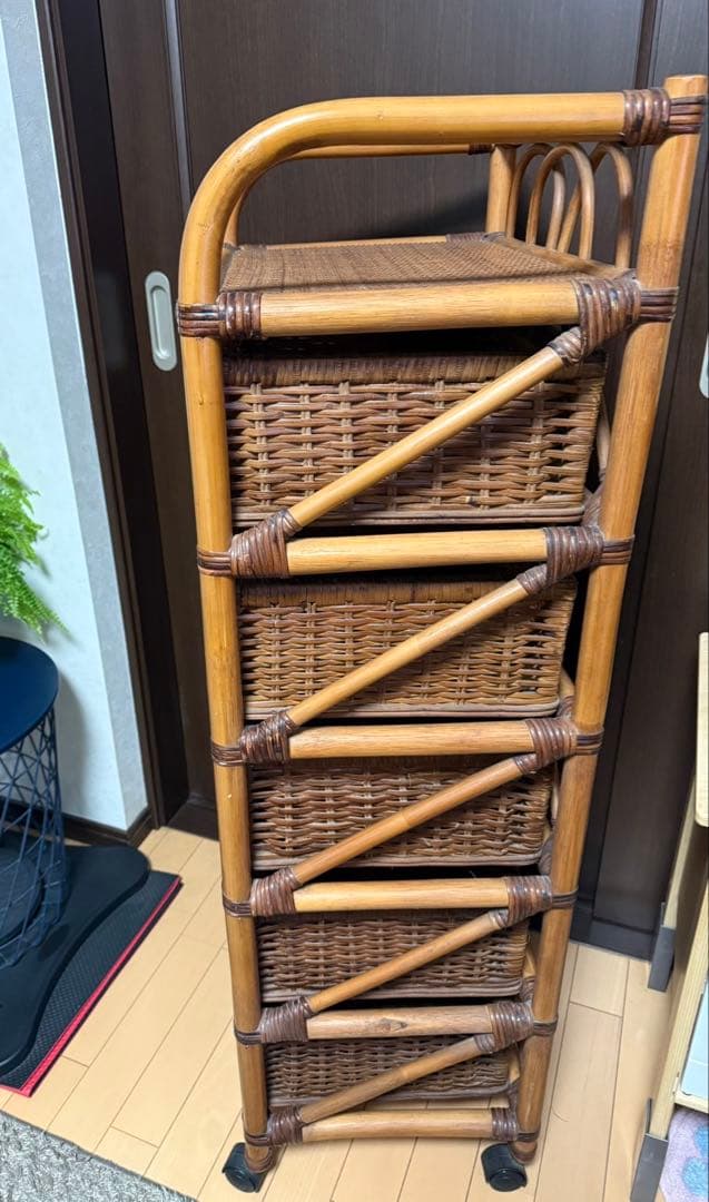 ＊送料込み＊ラタン＊籐家具＊5段チェスト＊カバーのおまけ付き＊