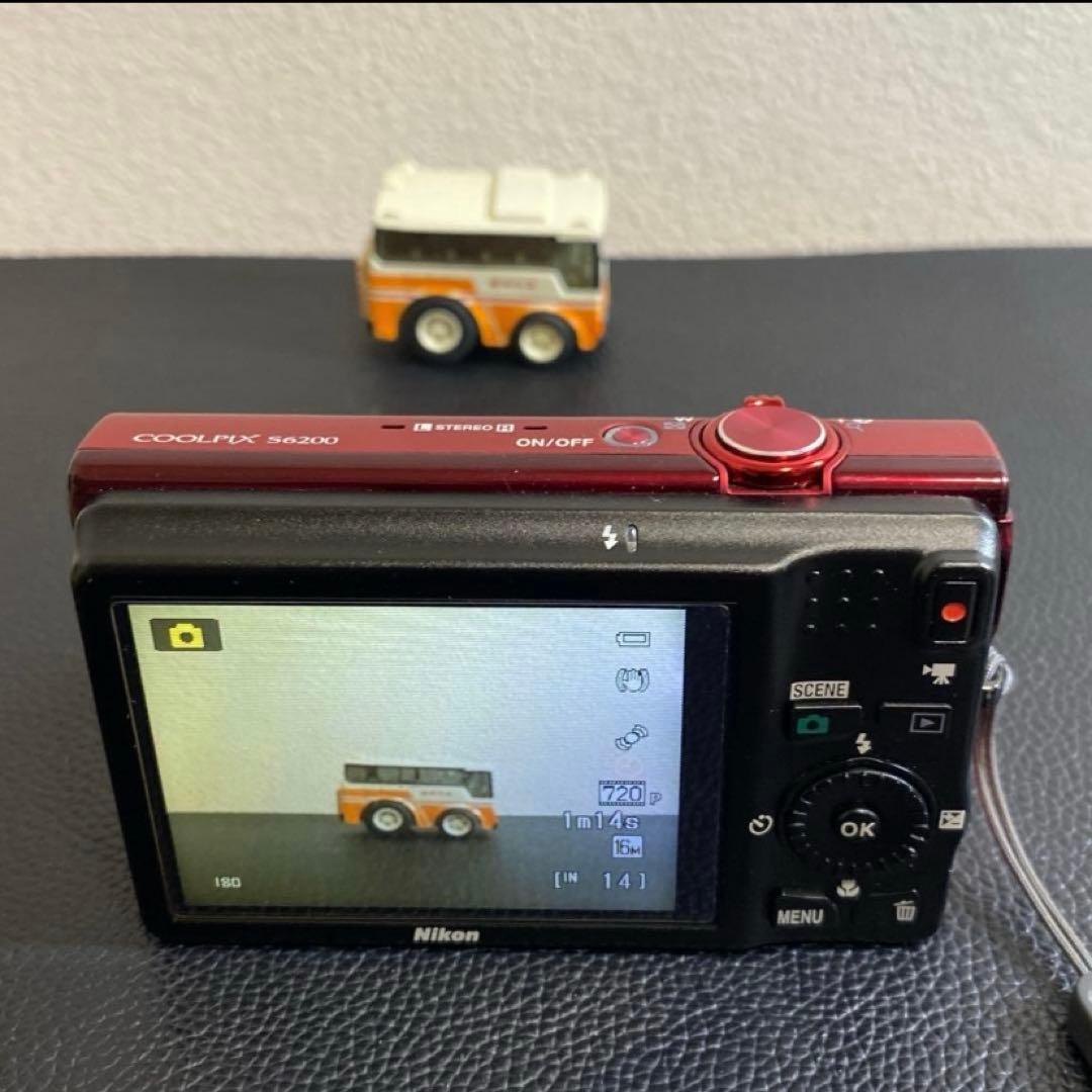 i*g様 ジャンク Nikon coolpix s6200 s8200 黄ばみな