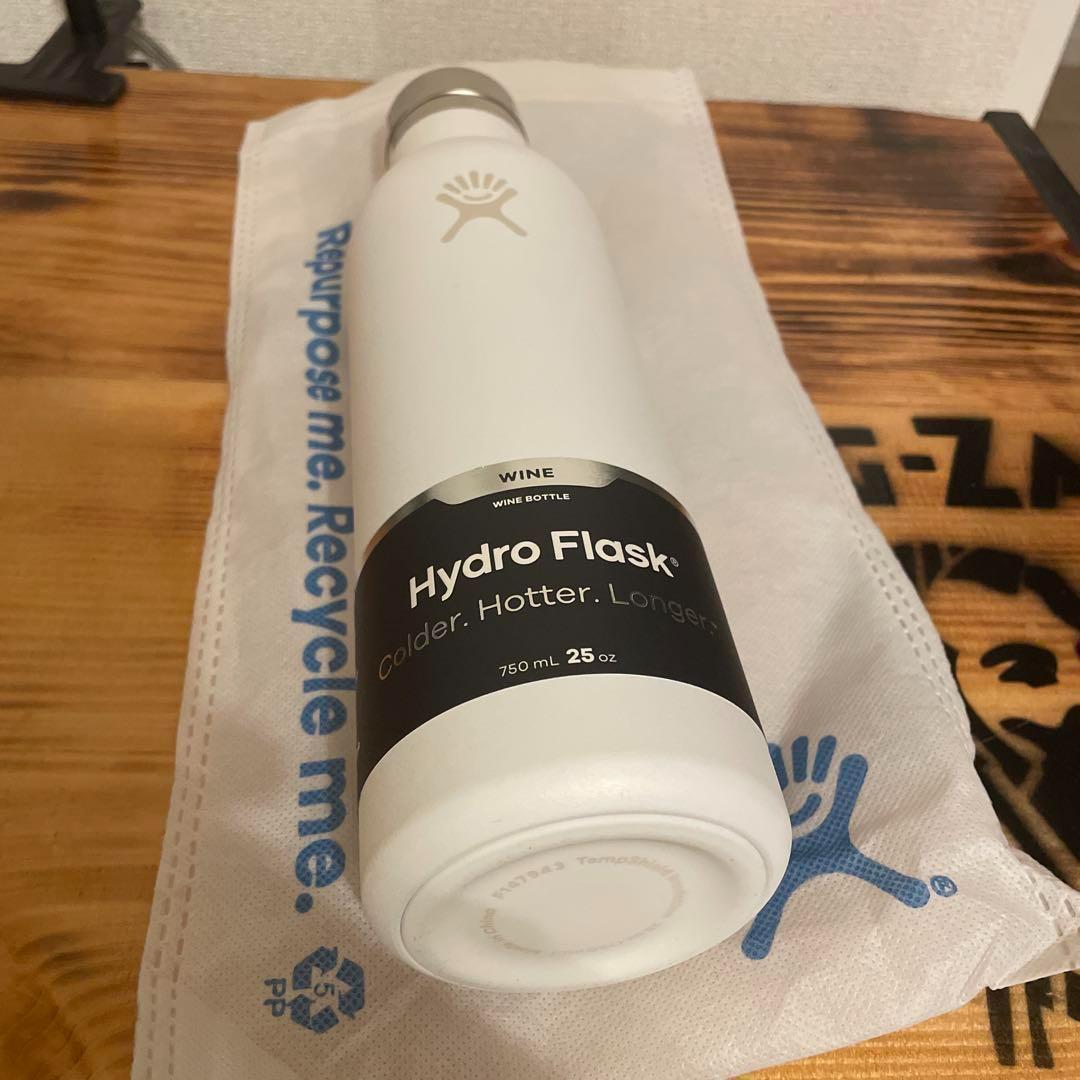 【送料無料】Hydro Flask Wine Bottle（White）