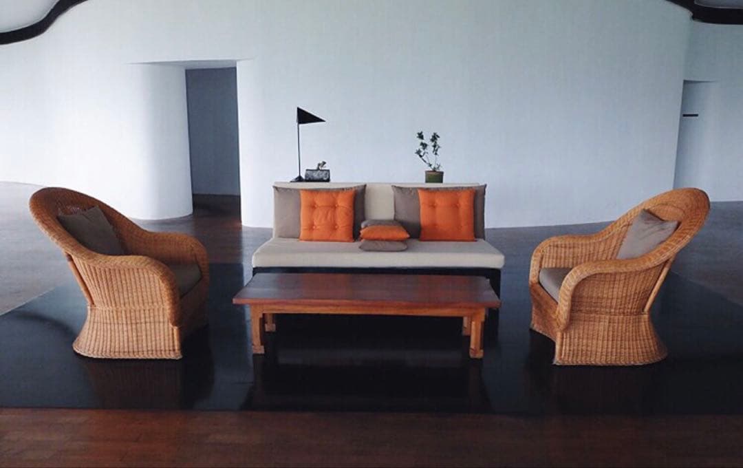 ラタン製　籐　アームチェア ヴィンテージ　古家具