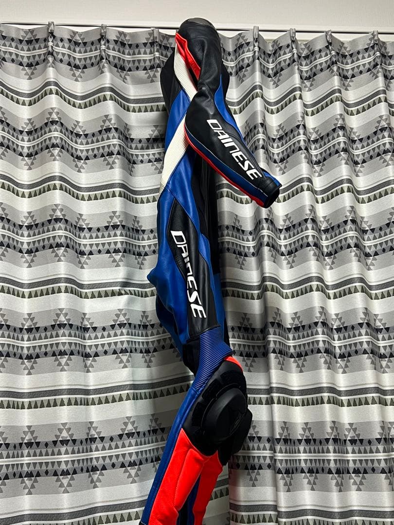 Dainese 革ツナギ 青/赤/黒