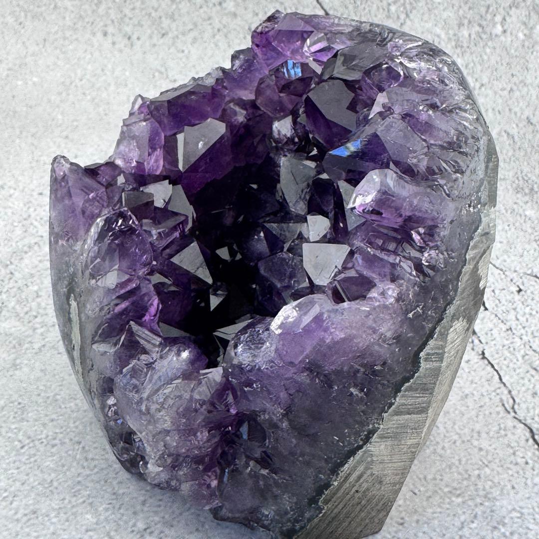 G-97アメジストクラスター ドーム 原石 天然石 パワーストーン　 インテリア