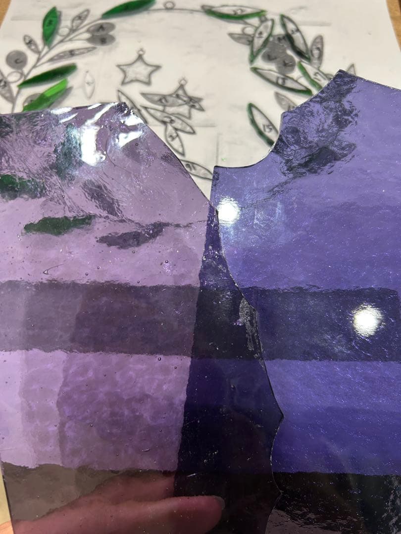 【ステンドグラス】惑星のサンキャッチャーとオリーブのリース