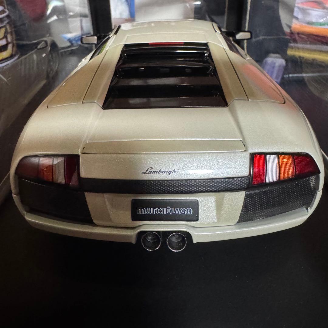 未展示品 オートアート 1/18 ランボルギーニ ムルシエラゴ 2001ホワイト