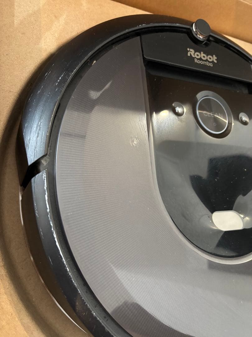 iRobot Roomba i7+ 自動ゴミ収集ドック付き