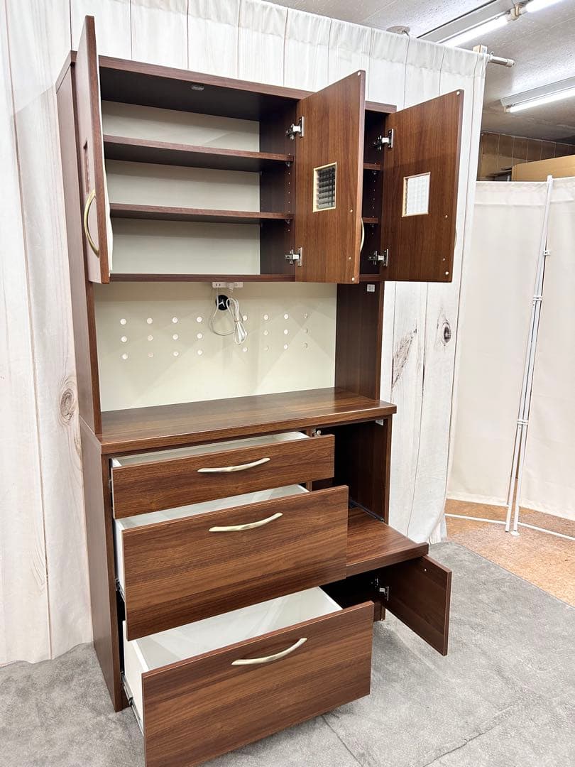 食器棚　キッチンキャビネット