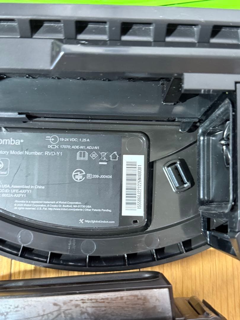 Irobot i5 ,拭き取り機能付き