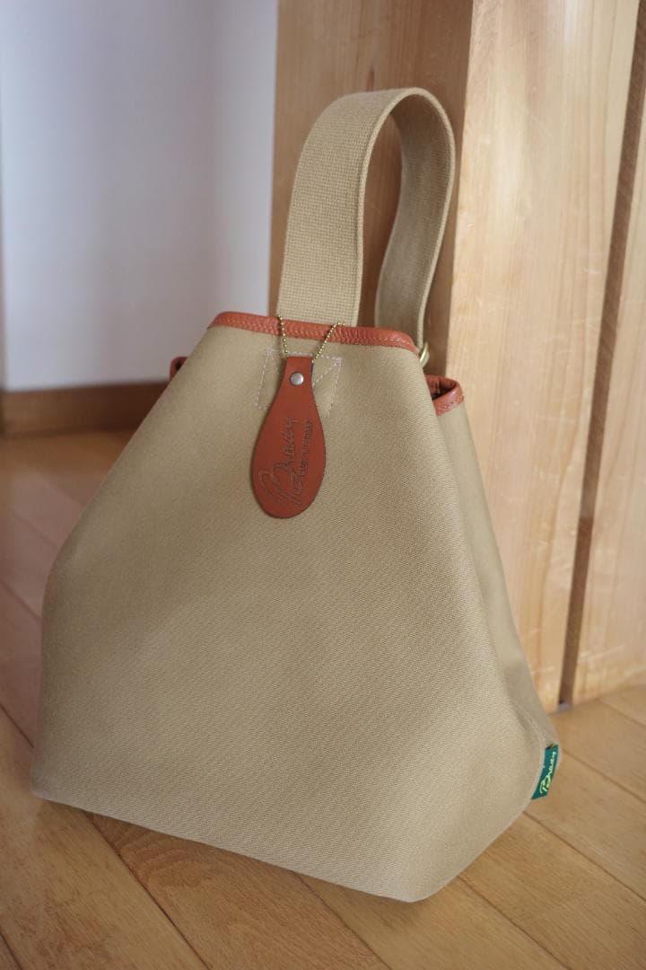 BRADY TAW SMALL 　ワンショルダーバッグ