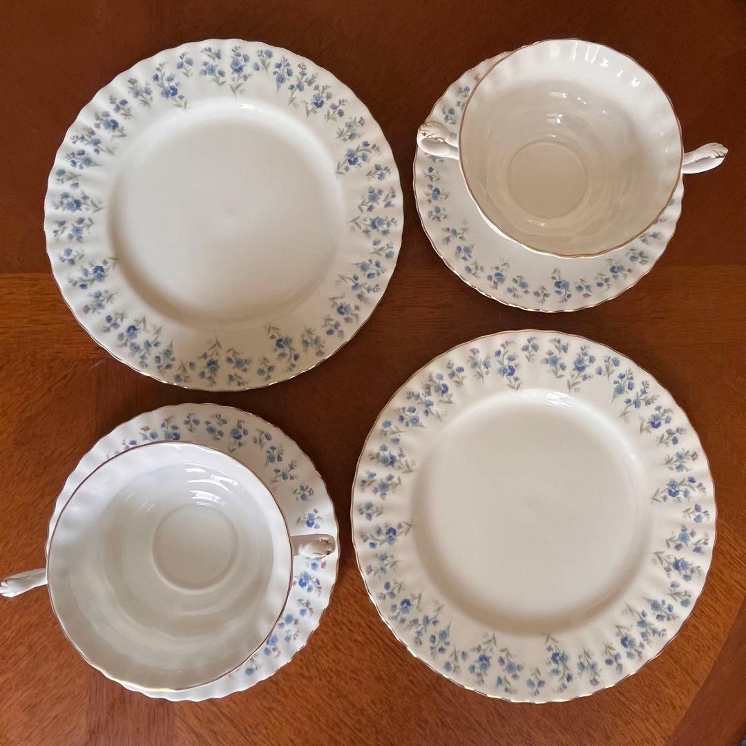 【美品】ロイヤルアルバート★メモリーレーン・勿忘草★トリオ 1セット