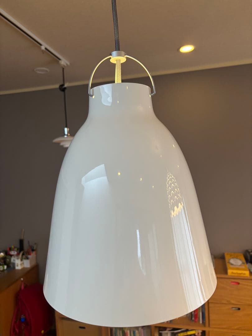 フリッツハンセン　Caravaggio（カラヴァッジオ） P2 グロスホワイト