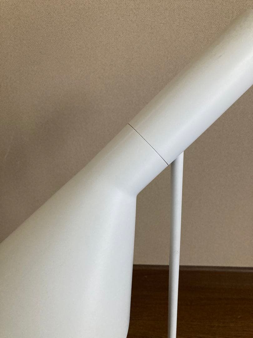 ルイスポールセンジャパン AJ / アルネ ヤコブセン テーブルランプ