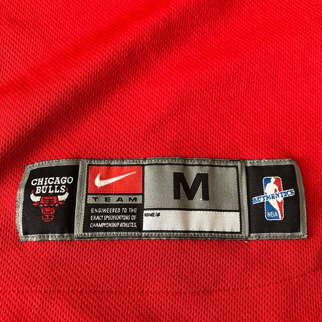 NIKE NBA シカゴ ブルズ ウォームアップシャツ ジャージ Mサイズ