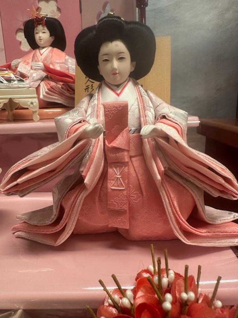 雛人形 三段飾り ピンク塗台 親王 三人官女 新品未使用 展示品