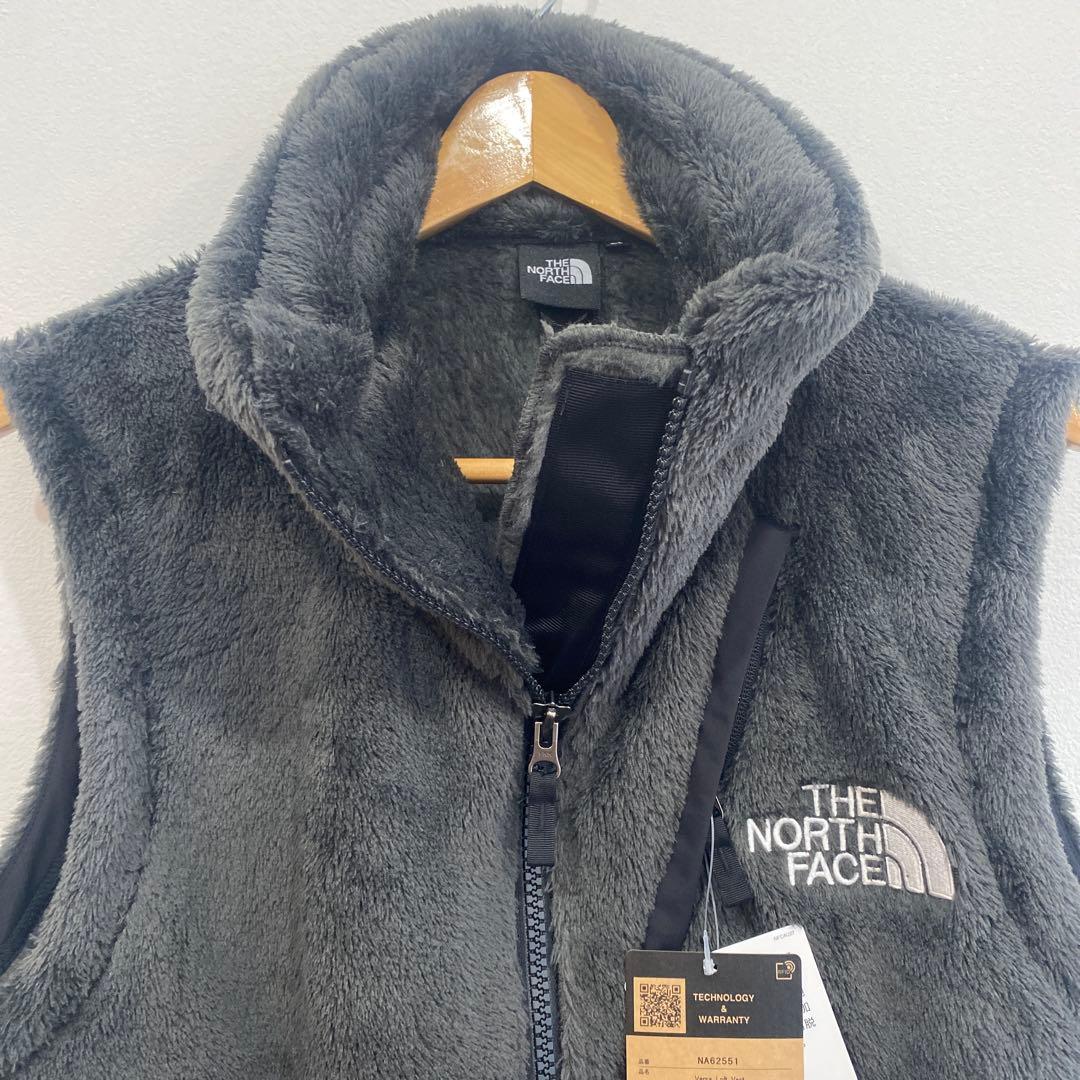 ノースフェイス　Versa Loft Vest M アスファルトグレー