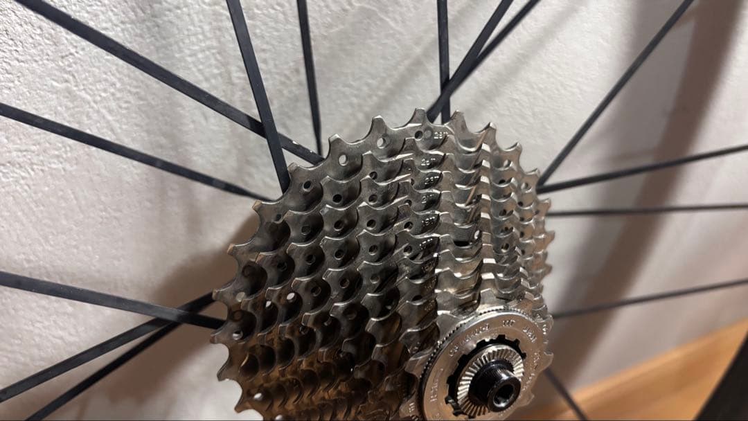 中華カーボンホイール　ジャンク　説明文は必ずお読みください。