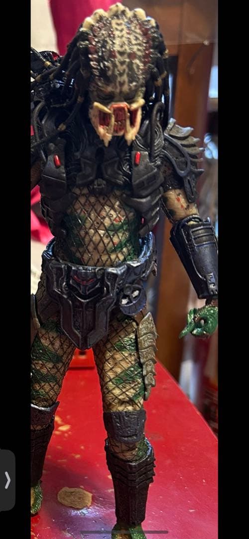 ト*ア様 NECA記載足裏プレデター フィギュア 2体セット