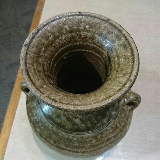 古越州灰陶線刻五筋両耳瓶 周末漢時代