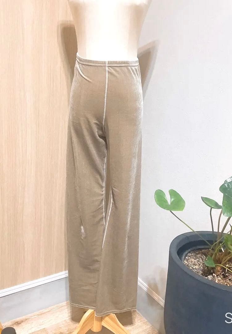 Simone wild ベージュ ストレッチ ワイドパンツ