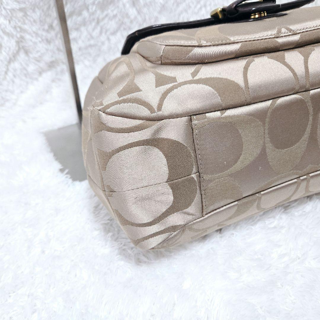 COACH シグネチャー ハンドバッグ ゴールド金具 茶 レザー