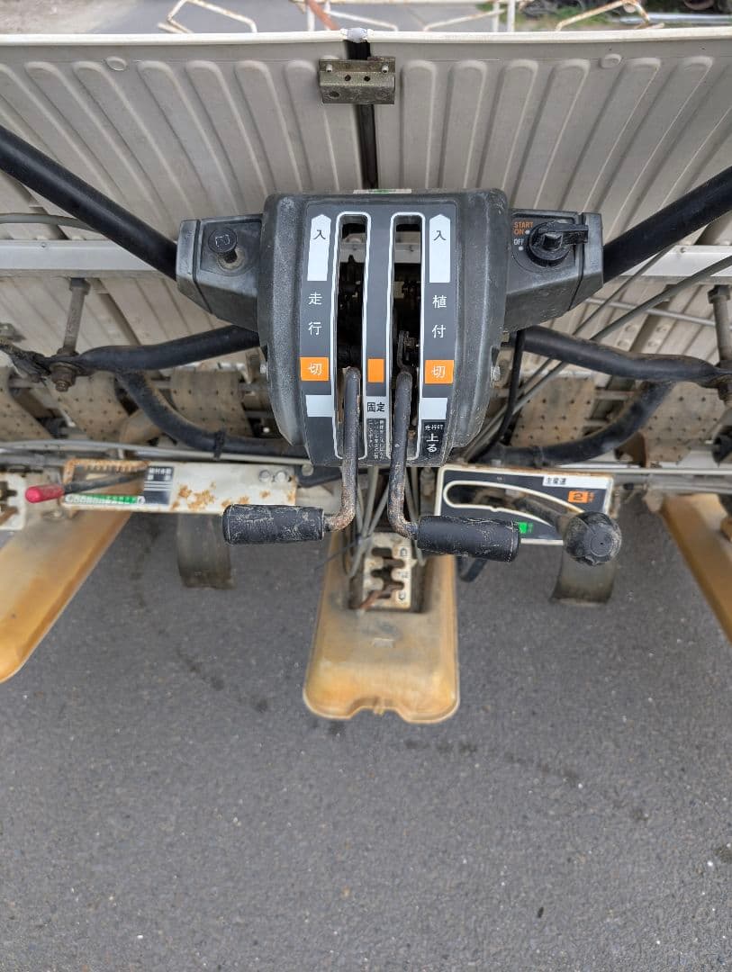 ☆三菱☆歩行型☆田植機☆4条植え☆MP4