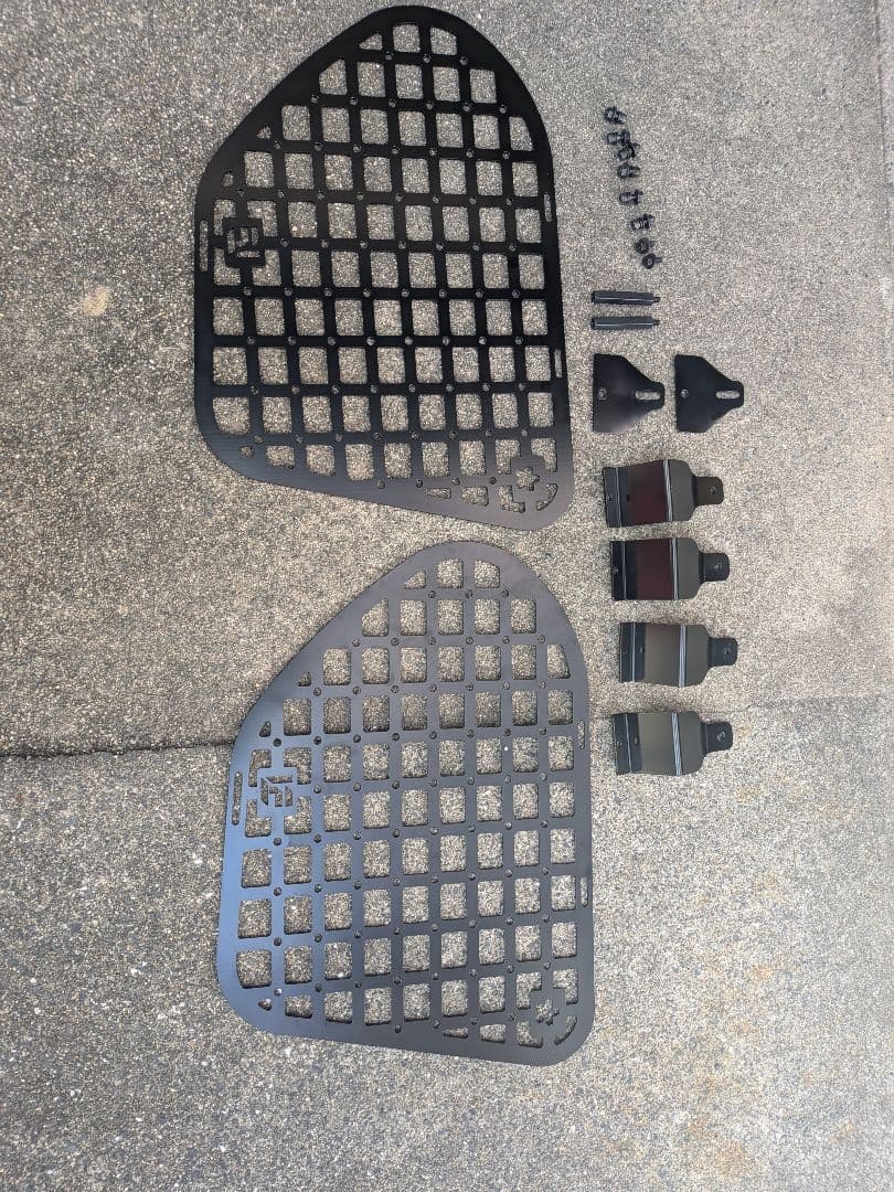 プラド150系後期　インナーメッシュラック LADDER FRAME