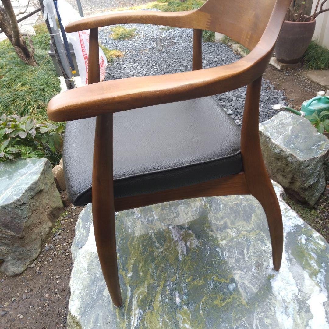 デザイナーズチェア