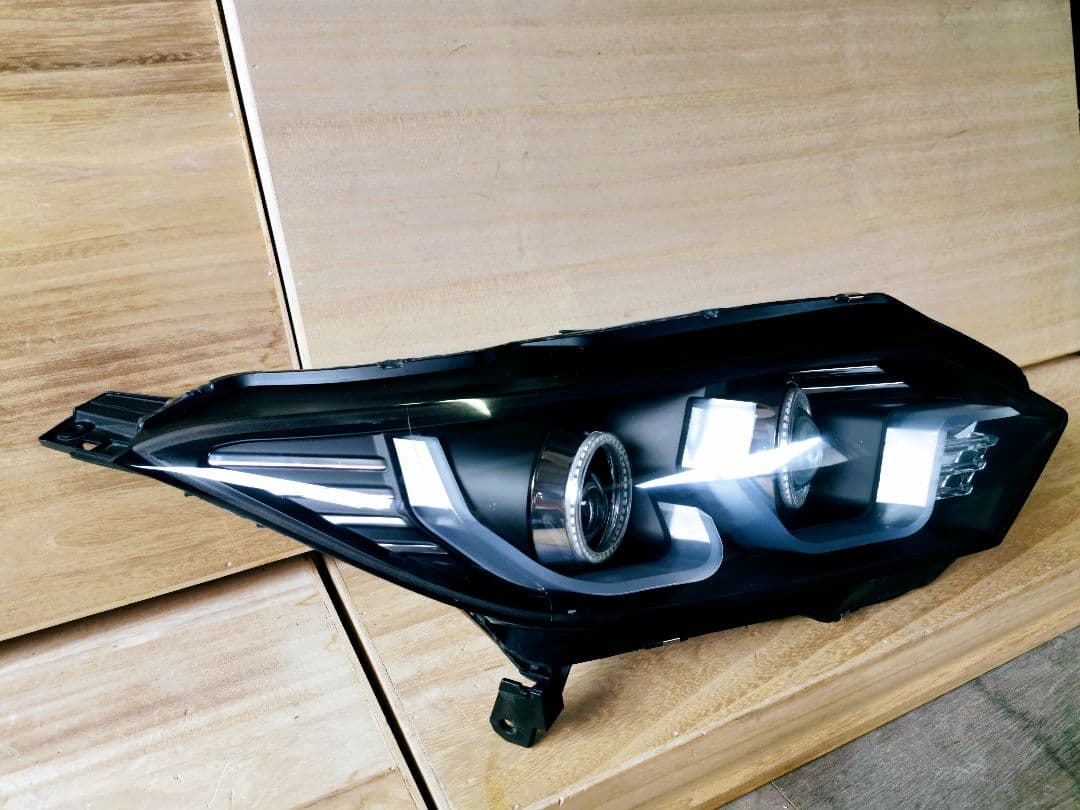 ケイタロウ ヴェゼル LEDヘッドライト RU1 RU2 RU3 RU4