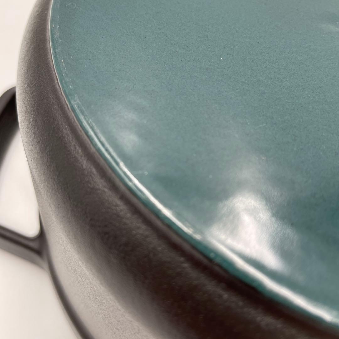 美品　STAUB ココット ラウンド　22cm ブラック