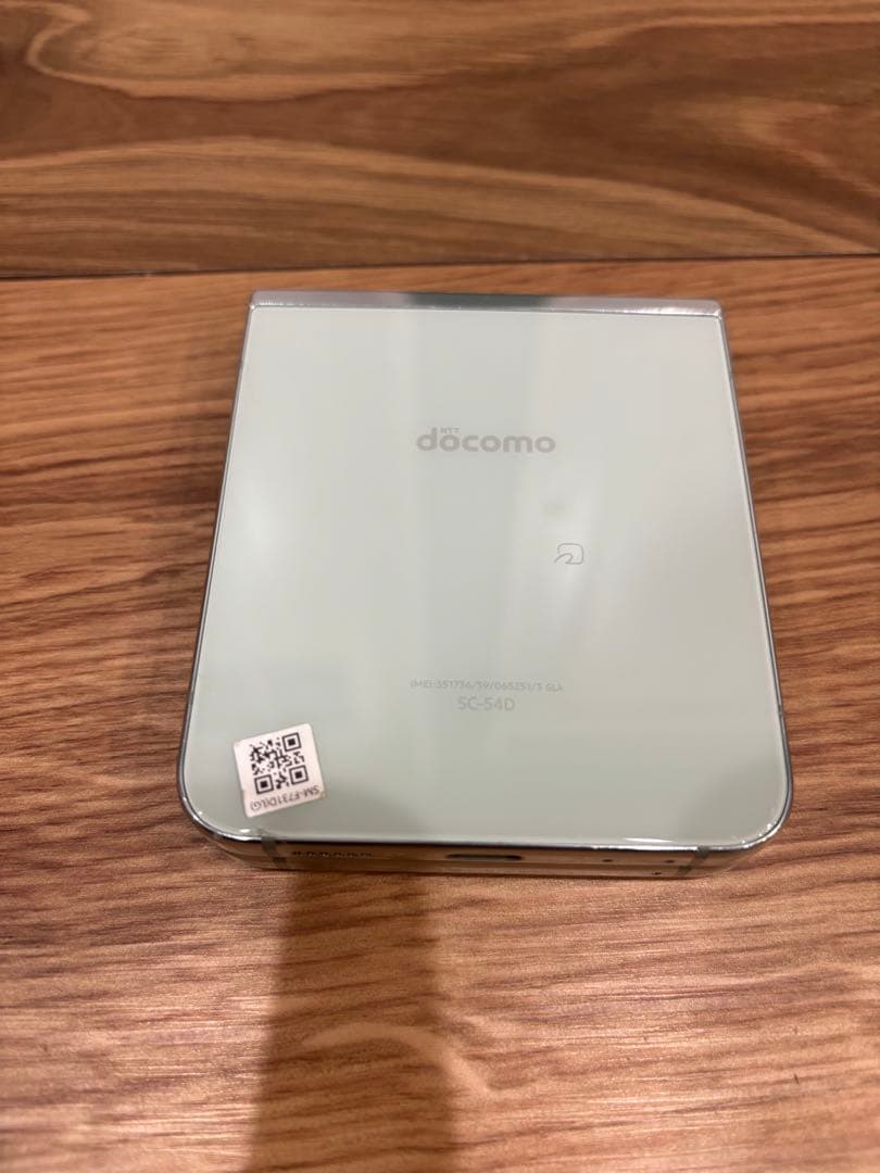 Galaxy Z Flip5 SC-54D 本体　国内産純正　SIMフリー