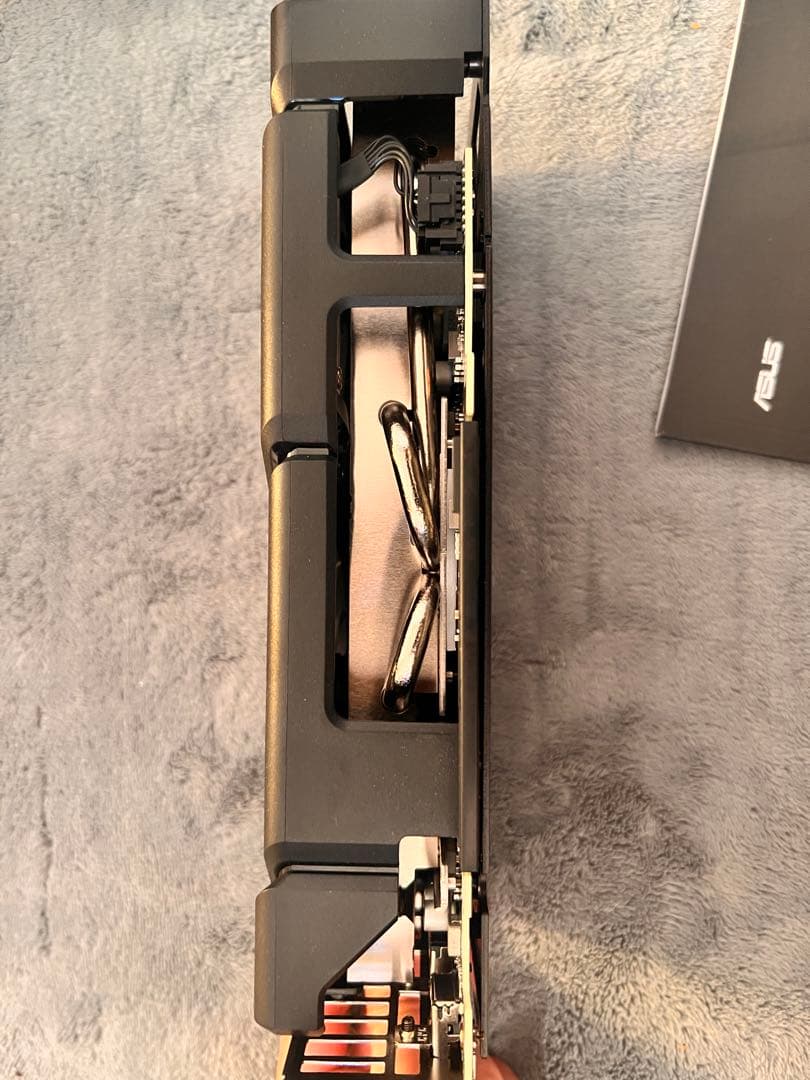 グラフィックボード・グラボ・ビデオカード ASUS Dual GeForce RTX4070 SUPER EVO 12GB