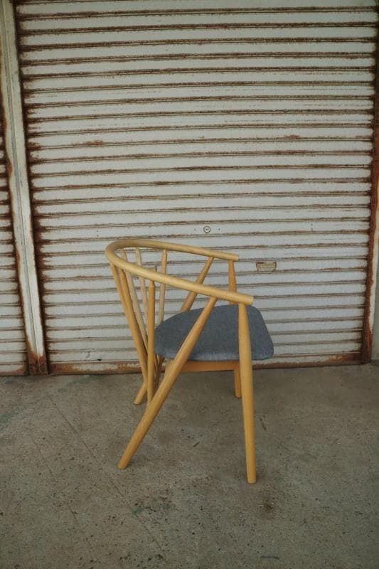 ☆最終値下げ中☆ 関家具 / アリエスチェア / ダイニングチェア