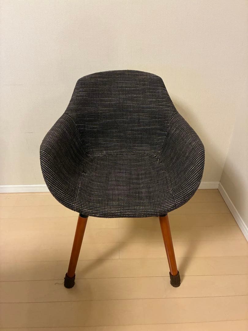 shuta様　イームズダイニングチェア2脚(グリーン、ブラウン)